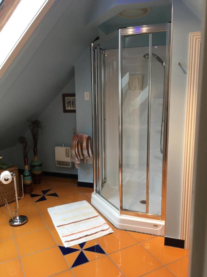 Bed and Breakfast La Belle Aux Berges Saint-Denis-sur-Richelieu Esterno foto