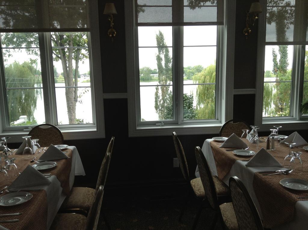Bed and Breakfast La Belle Aux Berges Saint-Denis-sur-Richelieu Esterno foto