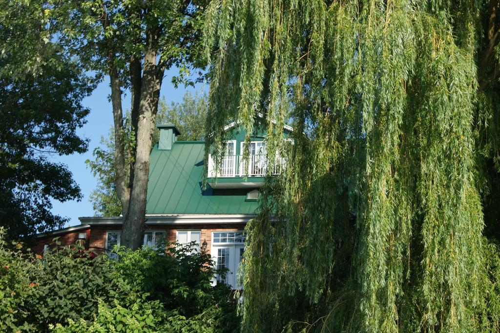 Bed and Breakfast La Belle Aux Berges Saint-Denis-sur-Richelieu Esterno foto